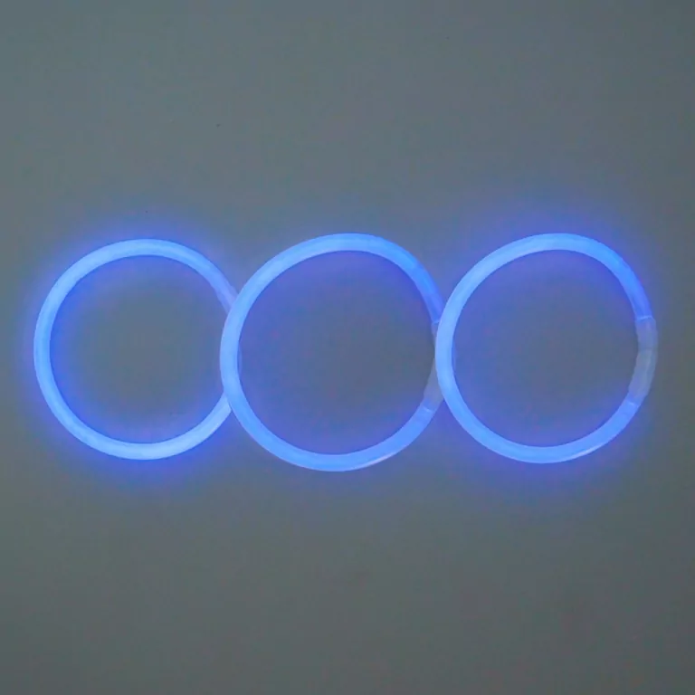 Zestaw bransoletek Glow stick - tantis.pl