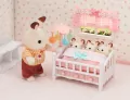 Sylvanian Families. Łóżeczko z karuzelą 5534 p6 - tantis.pl