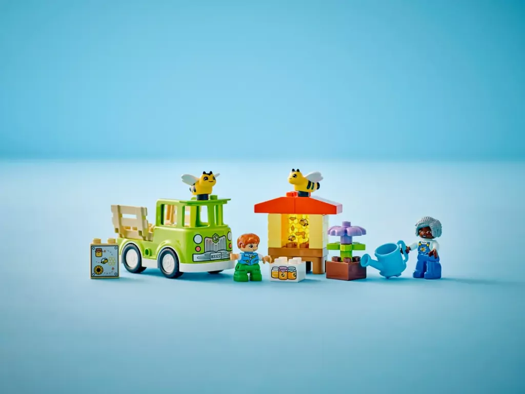 LEGO® DUPLO® Town. Opieka nad pszczołami i ulami 10419 - tantis.pl