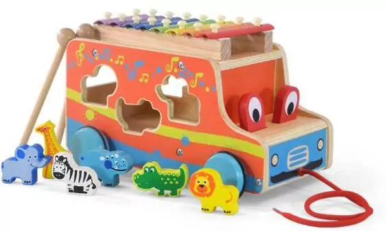 Drewniany autobus do ciągnięcia - tantis.pl