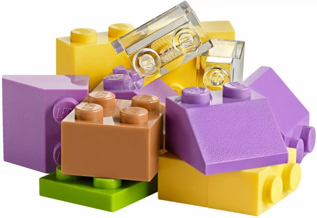 LEGO® Classic. Kreatywna walizka. 10713 - tantis.pl