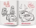 Disney. Auta w trasie. Kolorowanka z naklejkami - tantis.pl