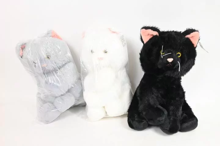 Kot pluszowy siedzący 33cm mix - tantis.pl