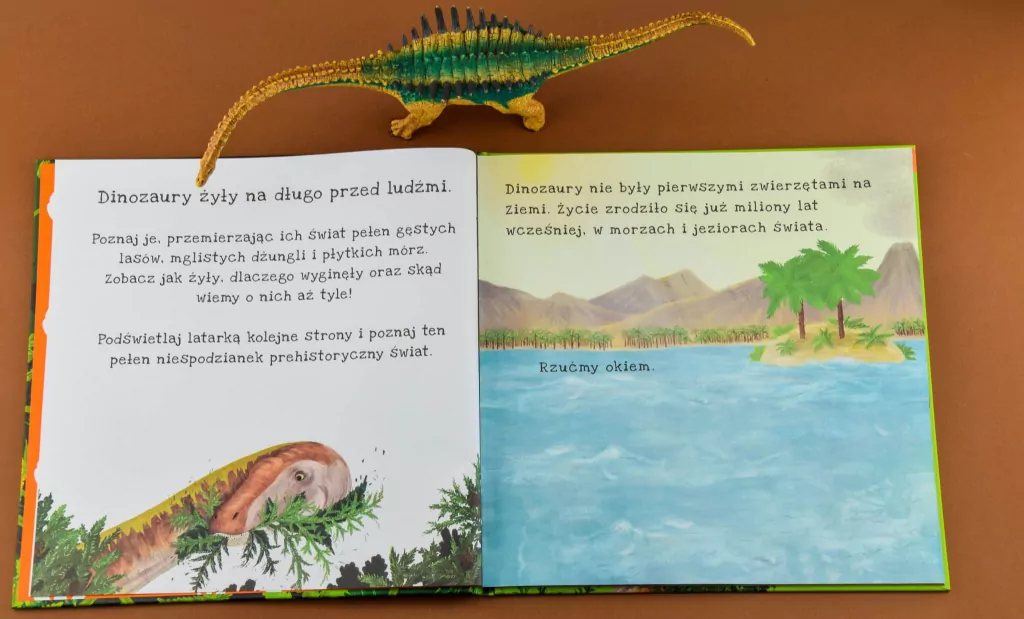 Dinozaury. Podświetl i Odkryj - tantis.pl