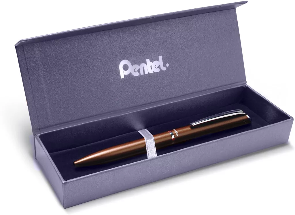 Eleganckie pióro kulkowe EnerGel 0,7 mm BL2007-E brązowe w etui - tantis.pl