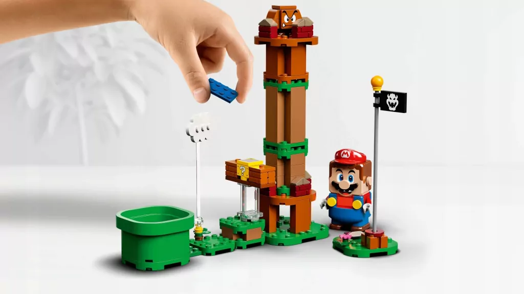 LEGO® Super Mario. Przygody z Mario — zestaw startowy. 71360 - tantis.pl