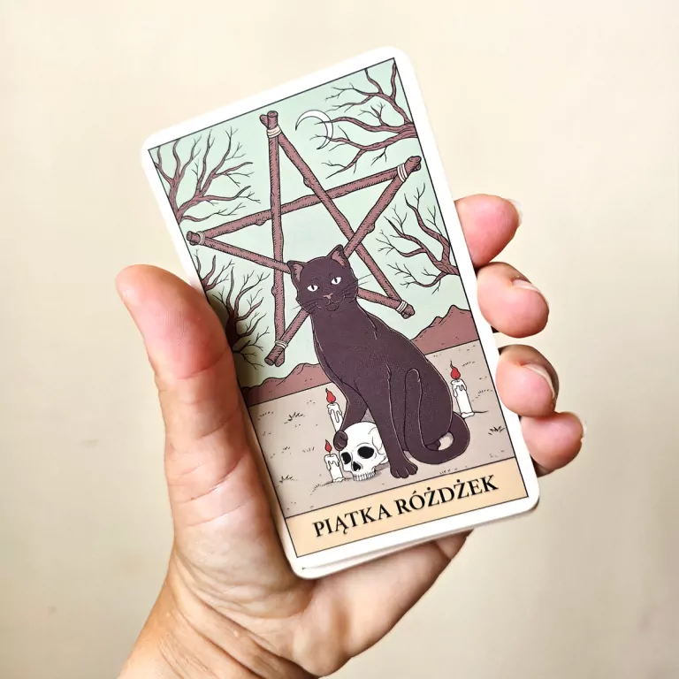 Tarot: Koty rządzą światem. Karty + przewodnik - tantis.pl