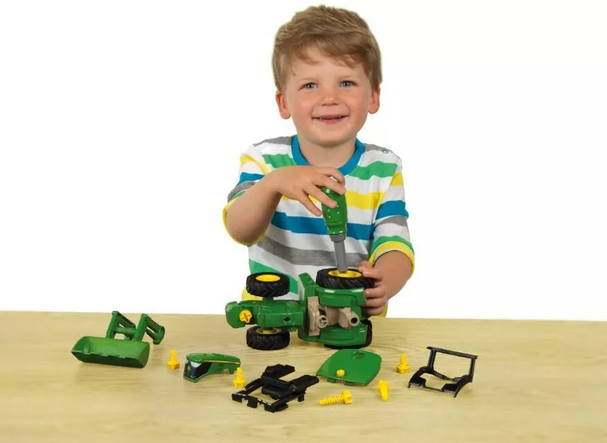 Traktor John Deere do skręcania - tantis.pl