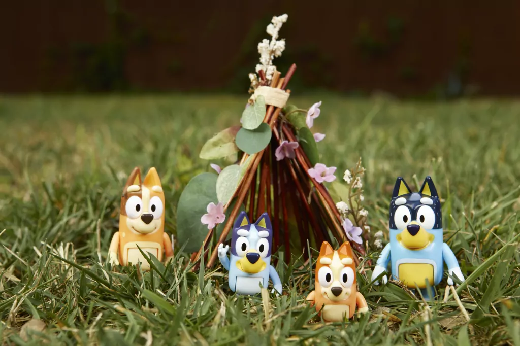 Bluey. Rodzina 4 figurki - tantis.pl