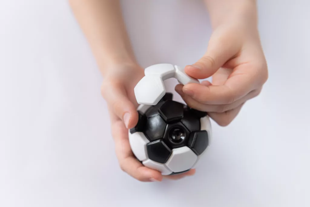 Plug & Play Ball. Smart Games - tantis.pl