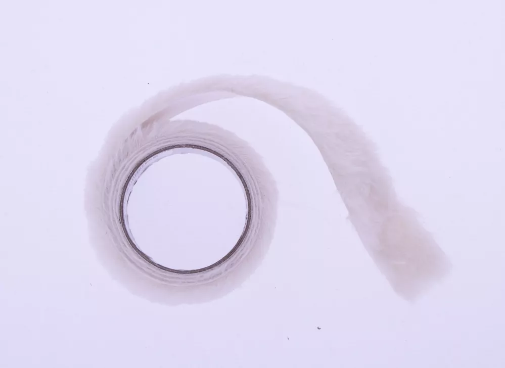 Taśma dekoracyjna. Sztuczne futro 2,5cm 1m - tantis.pl