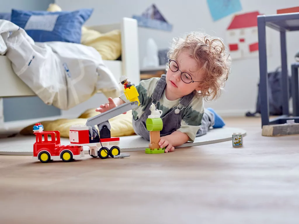 LEGO DUPLO. Wóz strażacki. 10969 - tantis.pl