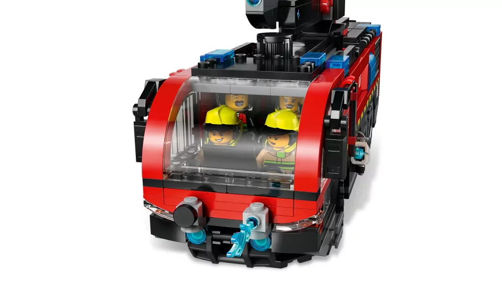 LEGO® City.  Lotniskowy wóz strażacki 60499 - tantis.pl