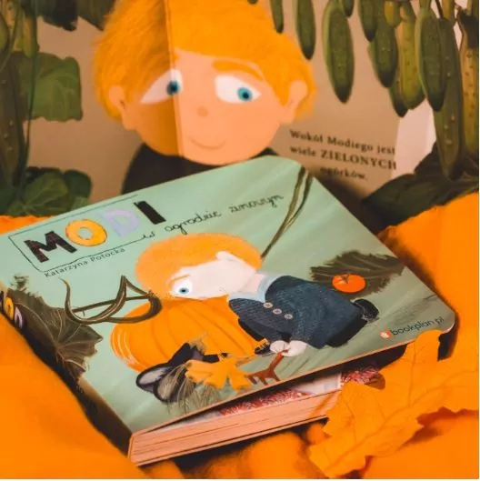 Modi w ogrodzie zimowym - tantis.pl