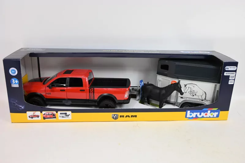 Dodge Ram 2500 Power Wagon z przyczepą dla konia - tantis.pl