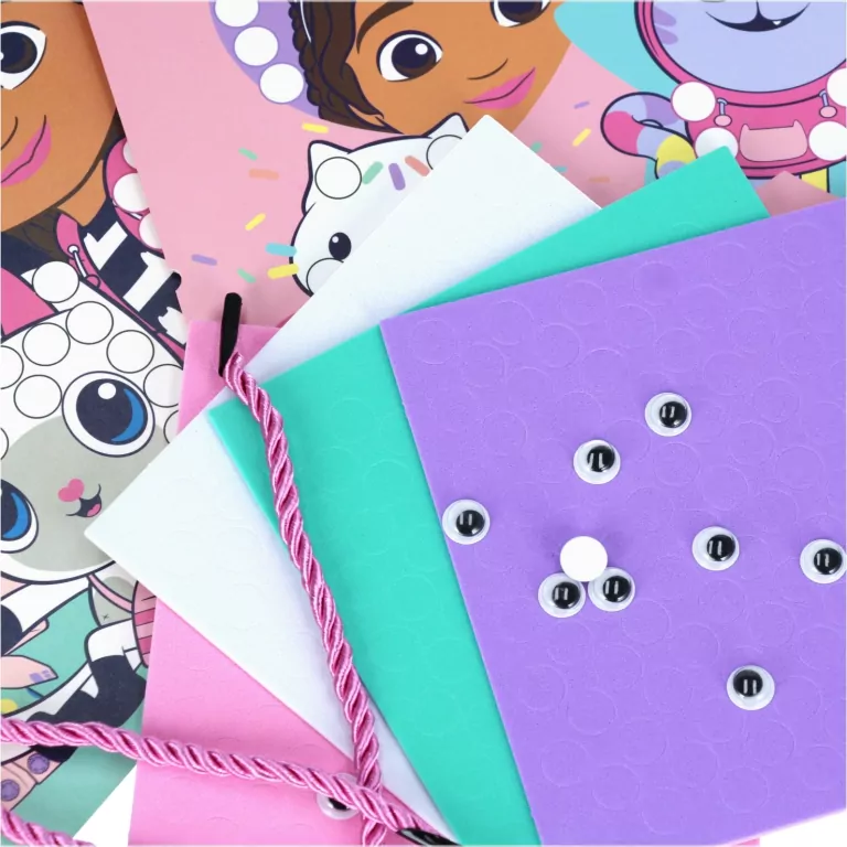 Zestaw kreatywny Książeczka z mozaikami Gabbys - tantis.pl