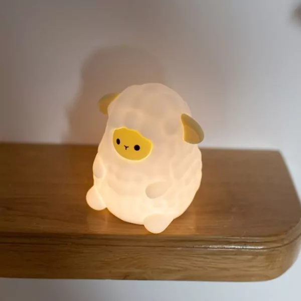 Lampka nocna LED RGB Mała owieczka - tantis.pl