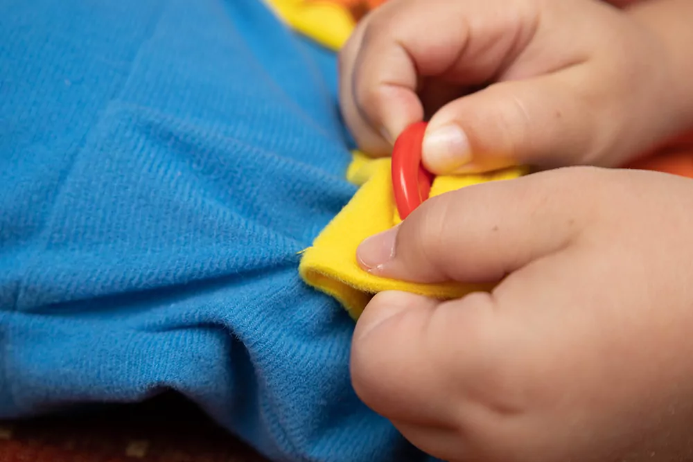 Przytulanka chłopiec - tantis.pl