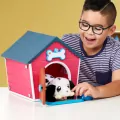 Piesek z domkiem Dalmatyńczyk. Little Live Pets - tantis.pl