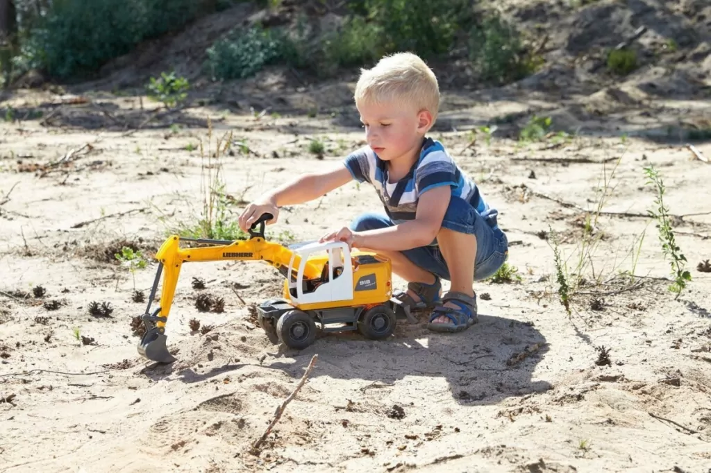 Lena Worxx. Koparka obrotowa - tantis.pl