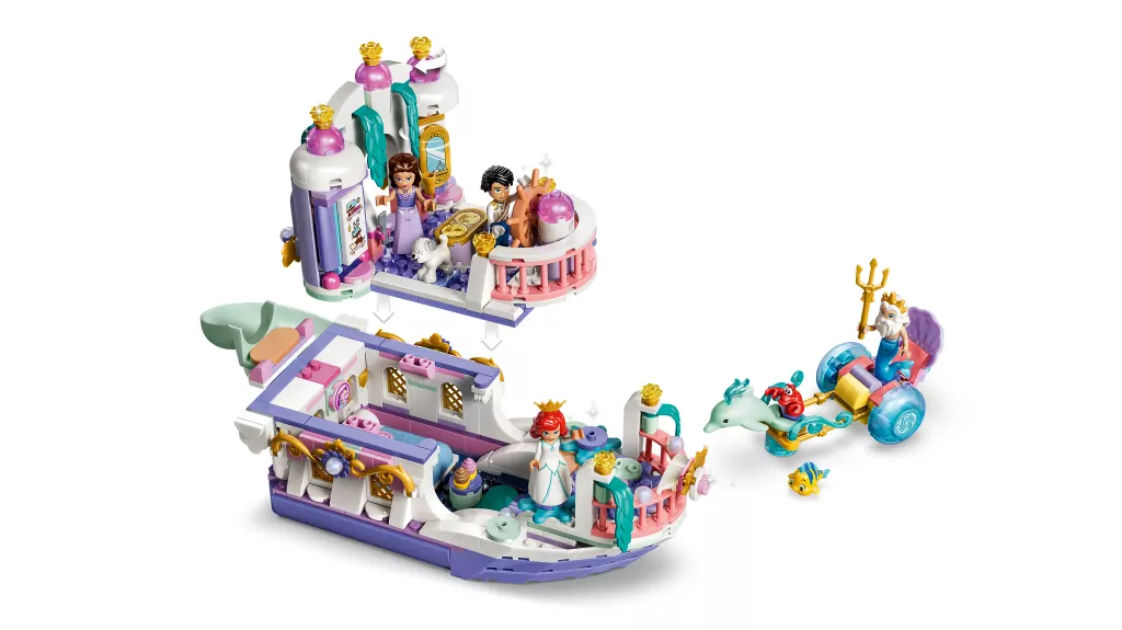LEGO® Królewska łódź weselna Arielki 43299 - tantis.pl