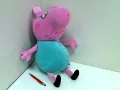 Świnka Peppa. Maskotka pluszowa Tata 37cm - tantis.pl