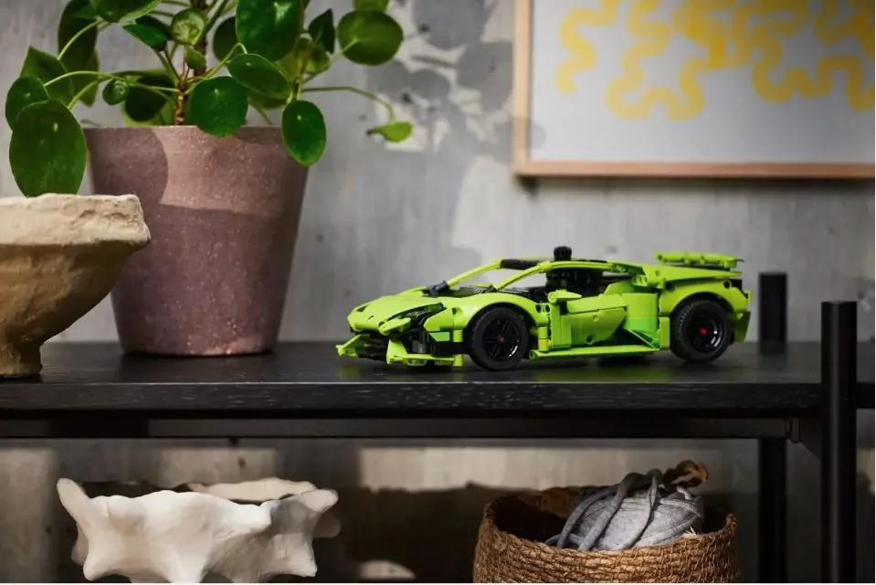 LEGO® Technic. Lamborghini Huracán Tecnica. 42161 - tantis.pl