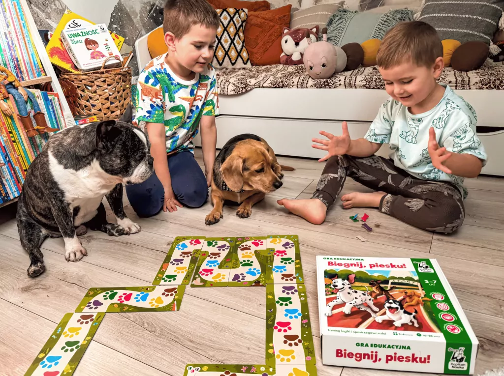Biegnij, piesku! Gra edukacyjna - tantis.pl