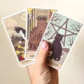 Tarot: Koty rządzą światem. Karty + przewodnik - tantis.pl