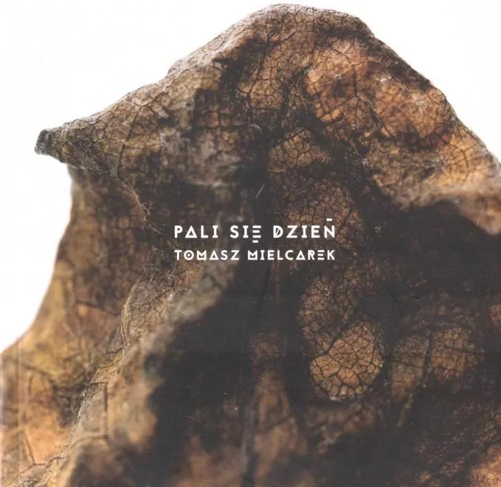 Pali się dzień - tantis.pl