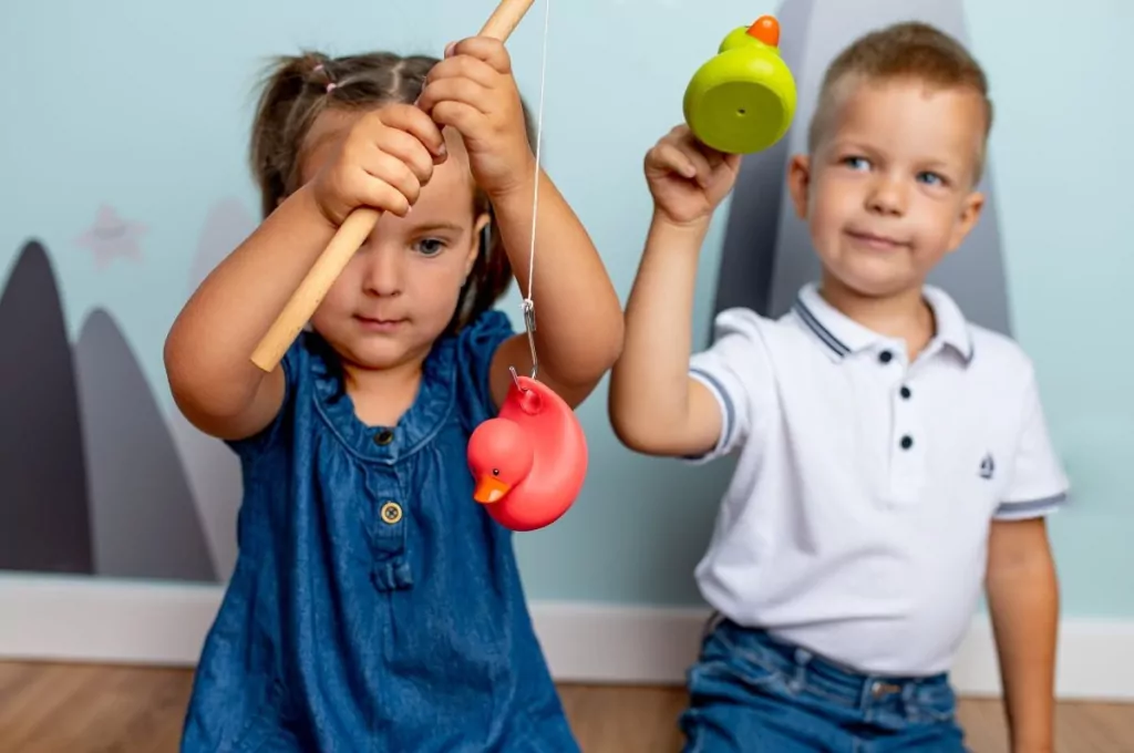Łowienie kaczek, kaczki z wędką - tantis.pl