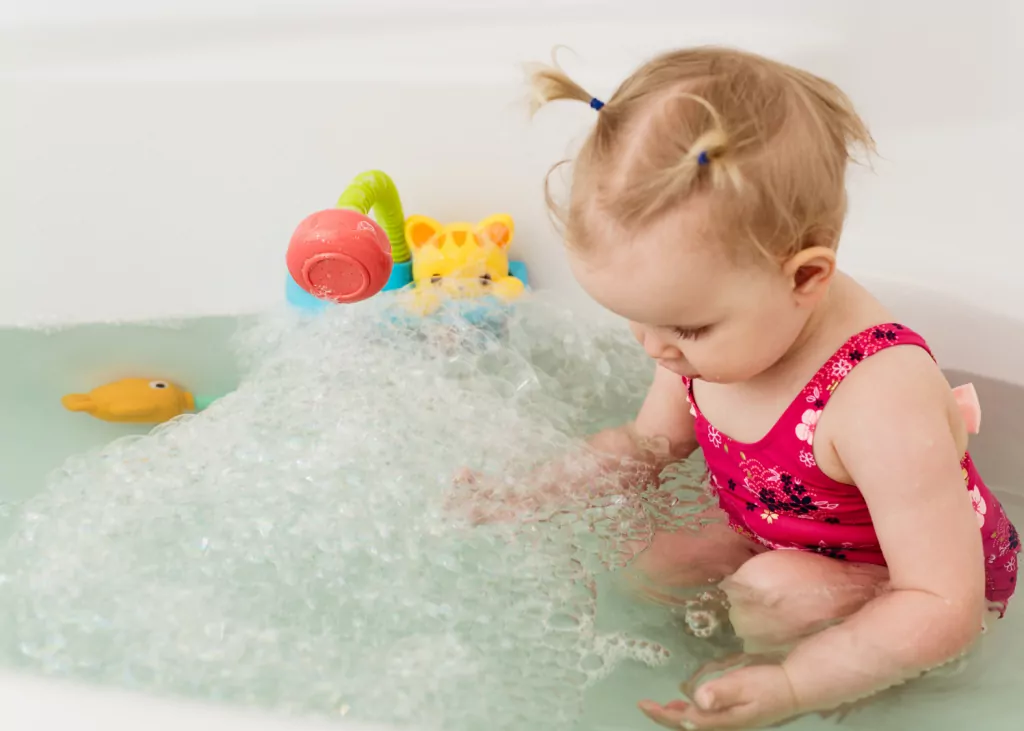 Kotek w kąpieli - spieniona zabawa 50471 - tantis.pl