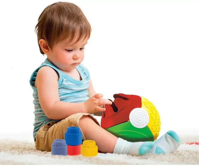 Piłeczka sensoryczna Clemmy - tantis.pl