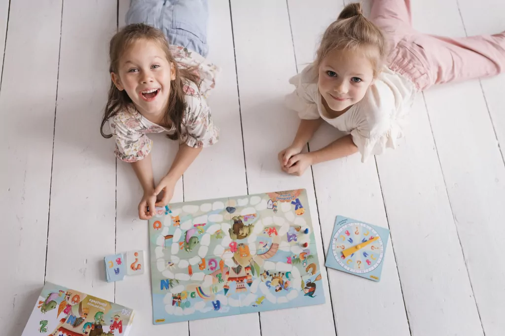 W literkowej krainie - tantis.pl