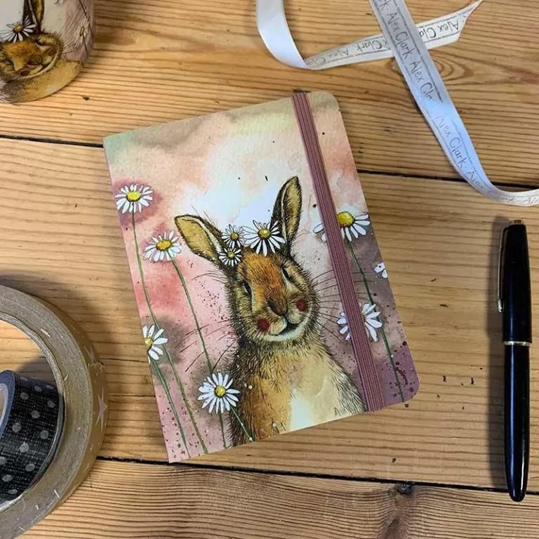 Notatnik z gumką A6 SCN30 Królik kwiaty - tantis.pl