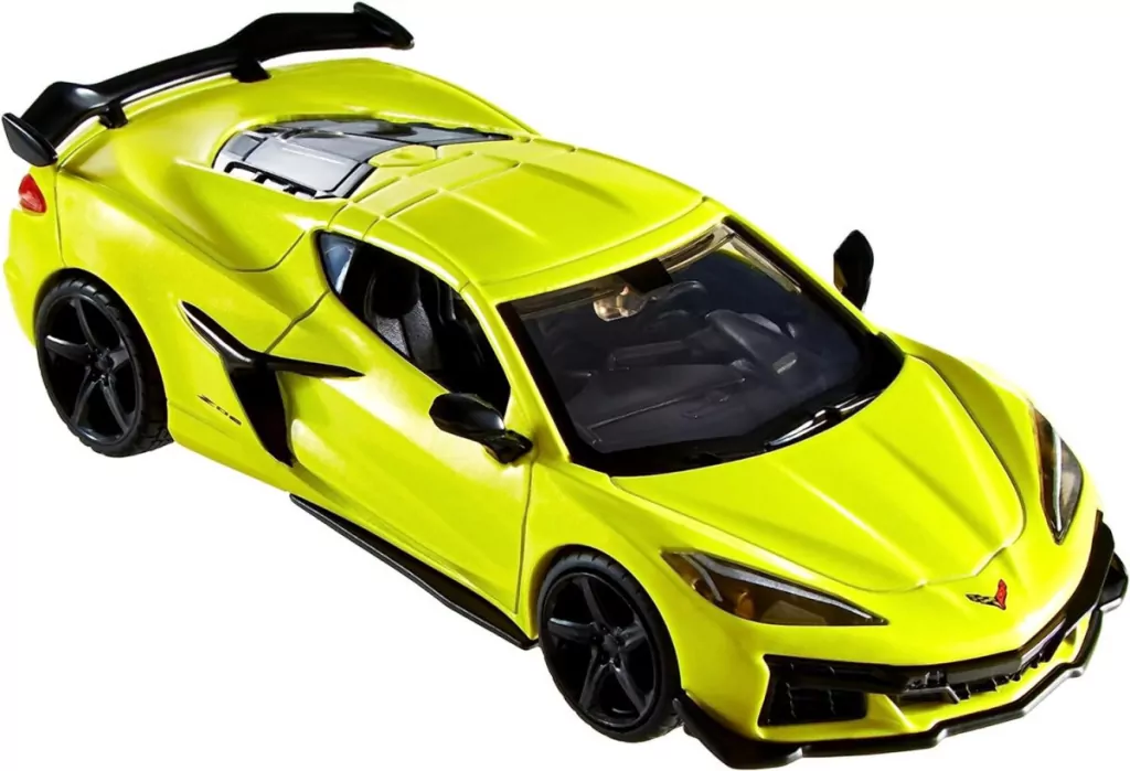 Hot Wheels Premium '23 Corvette Z06 1:43 - tantis.pl
