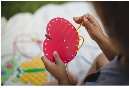 Przeplatanki. Zestaw do kreatywnej zabawy - tantis.pl