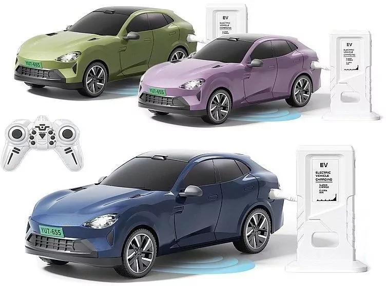 Auto ze stacją do ładowania z radiem Kabel USB - tantis.pl