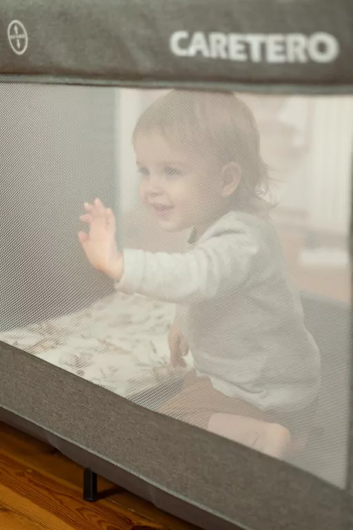 Caratero Łóżeczko turystyczne Esti opuszczany bok czarne - tantis.pl