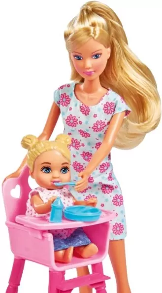 Steffi w pokoju dziecięcym - tantis.pl