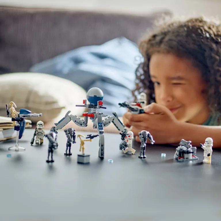 LEGO® Star Wars™. Zestaw bitewny z żołnierzem armii klonów™ i droidem bojowym™ - tantis.pl