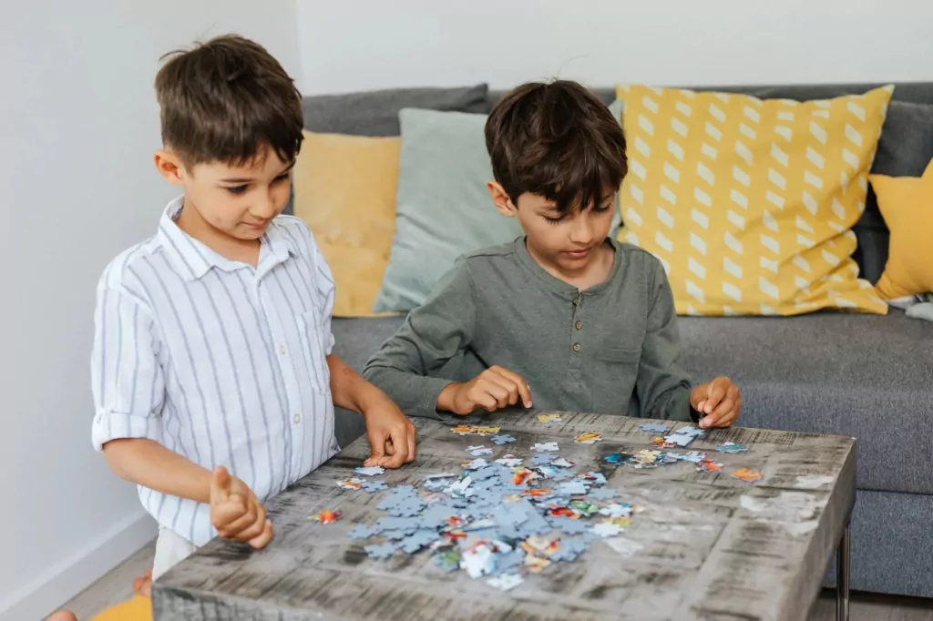 Drapieżne dinozaury. Puzzle 200 elementów - tantis.pl