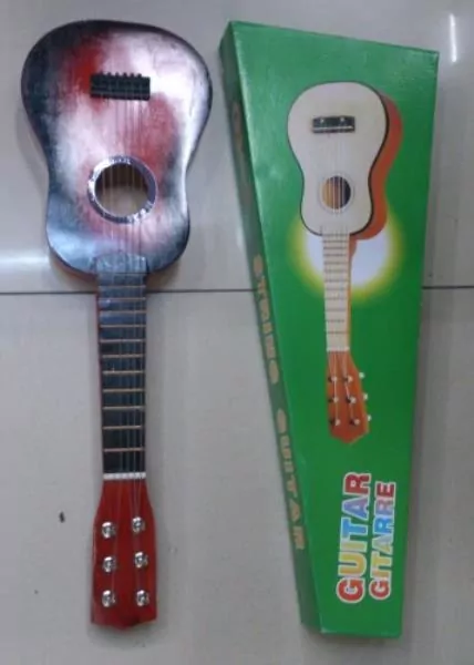 Gitara klasyczna drewniana w pudełku 00694 DROMADER - tantis.pl