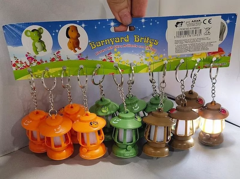 Brelok lampka ze światłem MIX - tantis.pl