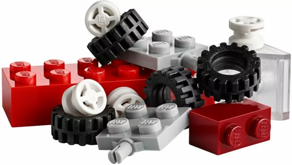 LEGO® Classic. Kreatywna walizka. 10713 - tantis.pl