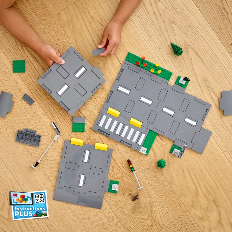 LEGO® City Town. Płyty drogowe. 60304 - tantis.pl