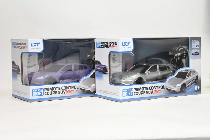 Auto zdalnie sterowane ze stacją ładowania USB - tantis.pl