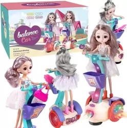Lalka z balansującym pojazdem