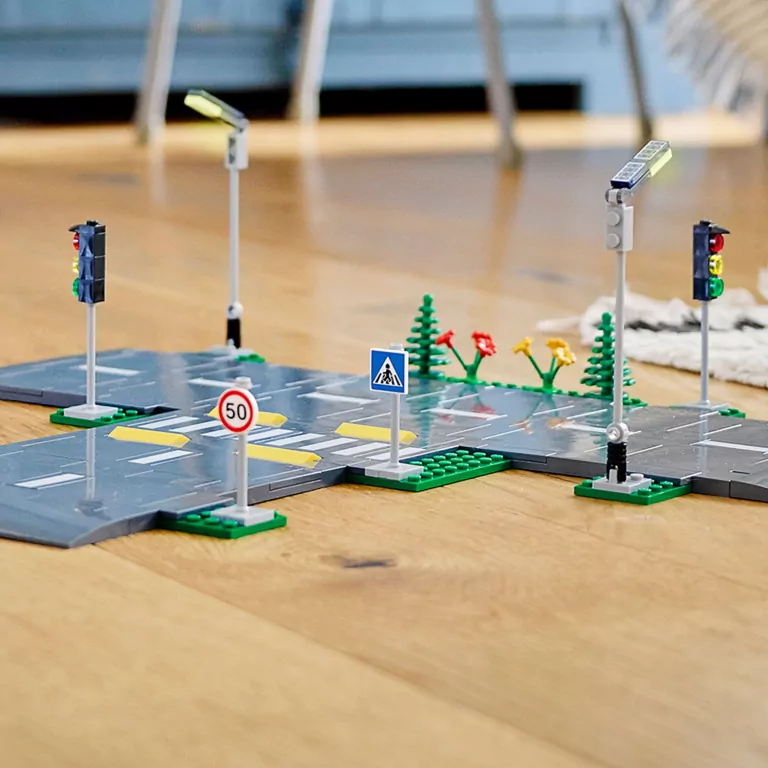 LEGO® City Town. Płyty drogowe. 60304 - tantis.pl