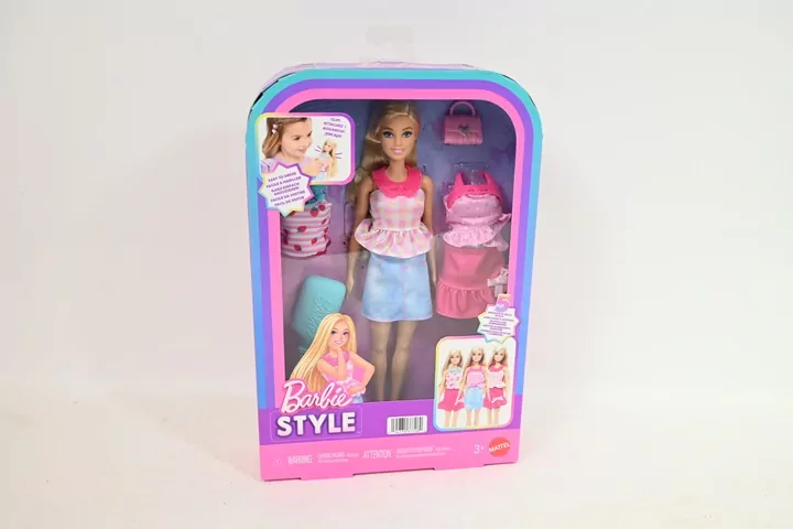 Barbie zestaw z ubraniami - tantis.pl